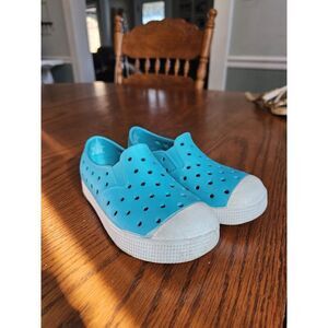 Old Navy Toddler Perforated Slip On Shoes Blue Teal Size 8 Water Beach